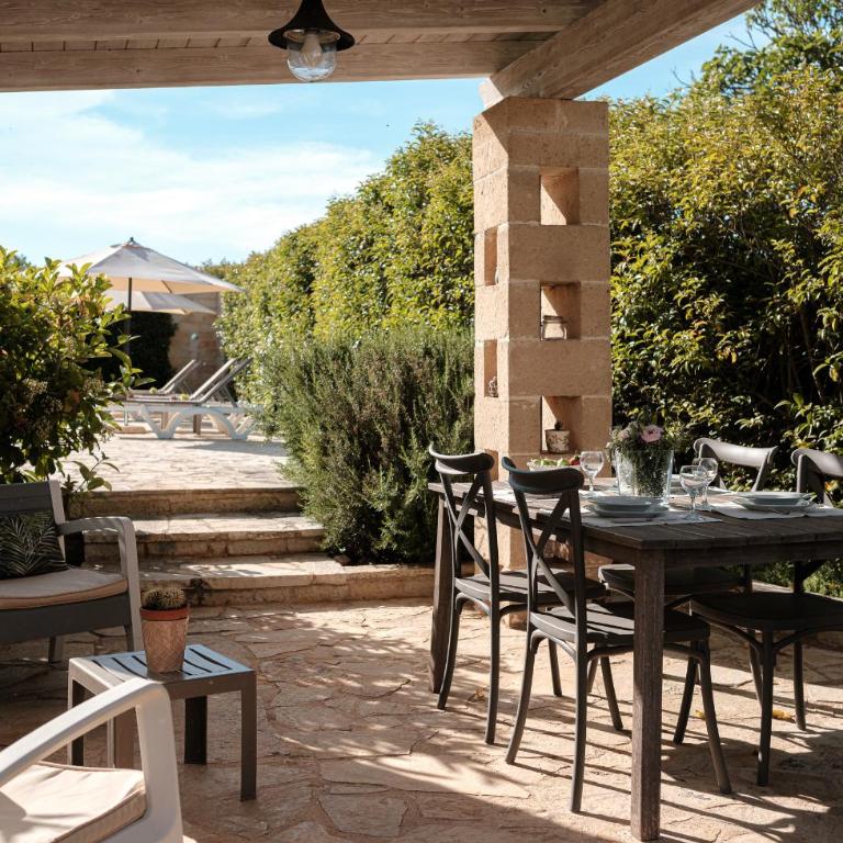 Trulli con piscina privata al sale a Locorotondo - Villa con Piscina Privata - 12