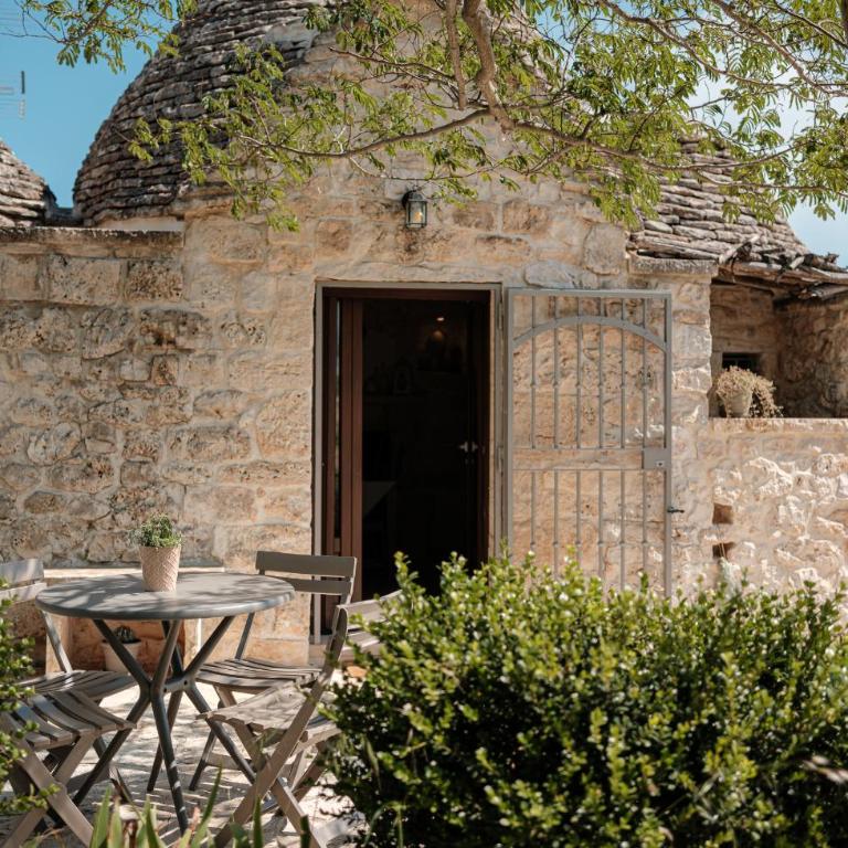 Trulli con piscina privata al sale a Locorotondo - Villa con Piscina Privata - 35