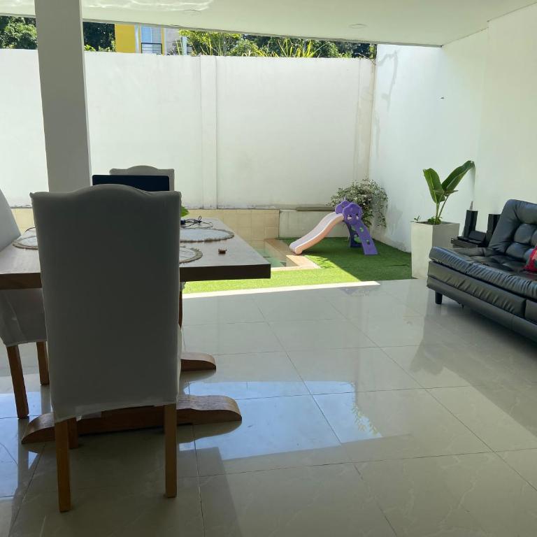 Casa de dos pisos con piscina Villeta - One-Bedroom House - 6