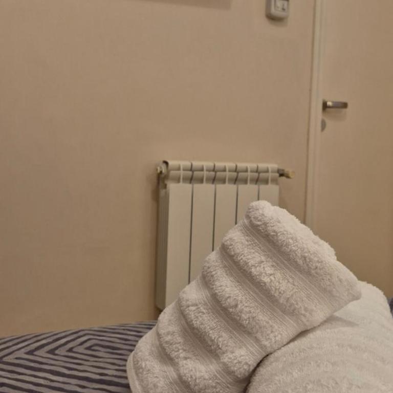 Continental Hotel - Deluxe Double Room - 32