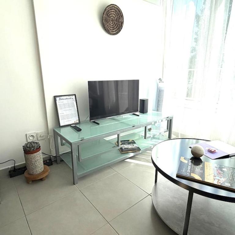 Escale -Cosy & Lumineux -proche port - plage - Apartment mit 1 Schlafzimmer - 42