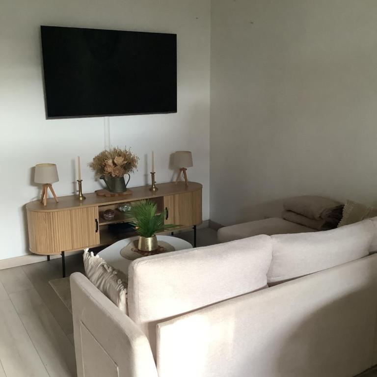 Jul'Home pour 4 personnes , Terrasse avec Jacuzzi en centre ville Dax - Appartement 1 Chambre - 5