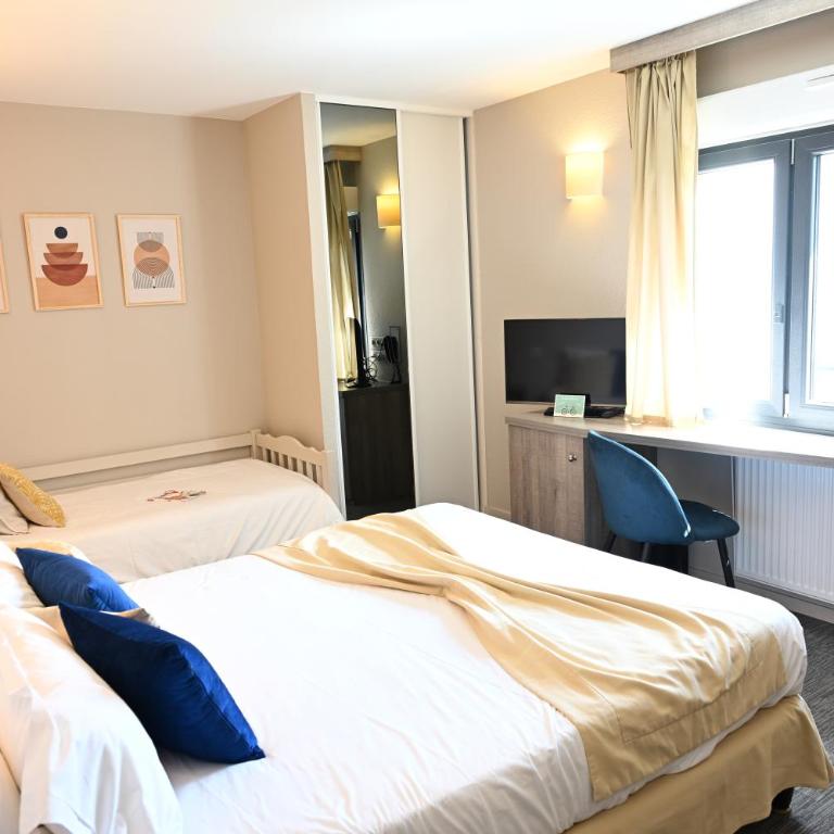 Hotel Les Terrasses - Chambre Triple - Vue sur Jardin - 10