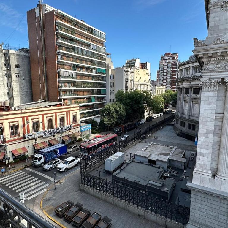 Stylish and Bright Iconic Congress View - Apartment - 9