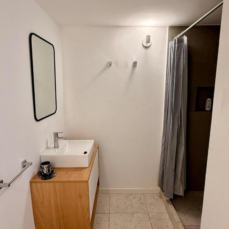 Stylish and Bright Iconic Congress View - Apartment - 42