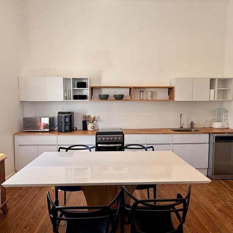 Stylish and Bright Iconic Congress View - Apartamento - 55