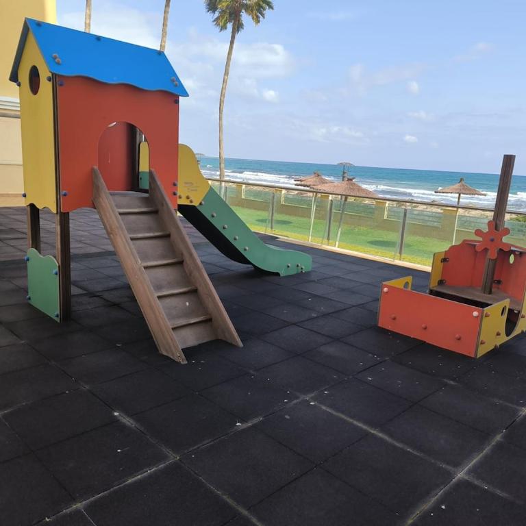 Mariposa de Dos Mares First Line Beach Max 2 Adults & Kids -16Y - Apartamento con vistas al mar - 48