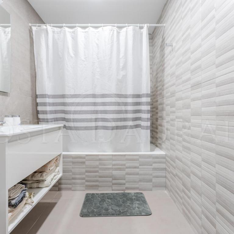 Aranjuez - Two-Bedroom Apartment - 18