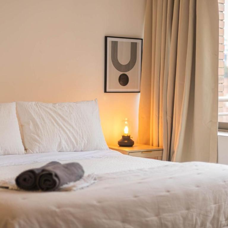 2BR Oasis with Pool Near MUT El Golf Retreat - Apartment - 12