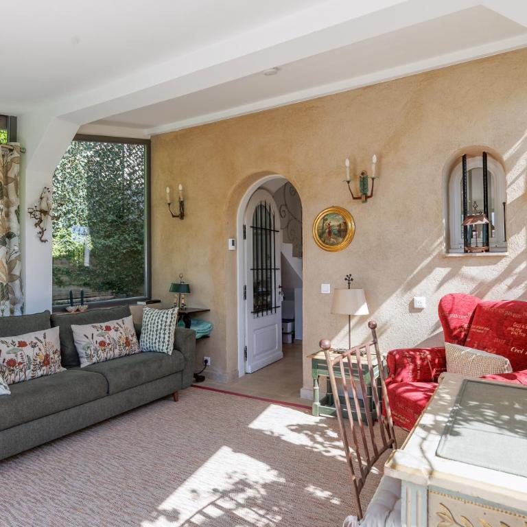 Vivez la douceur de Mougins : une maison pleine de charme pour des moments de partage - Maison 2 Chambres - 15