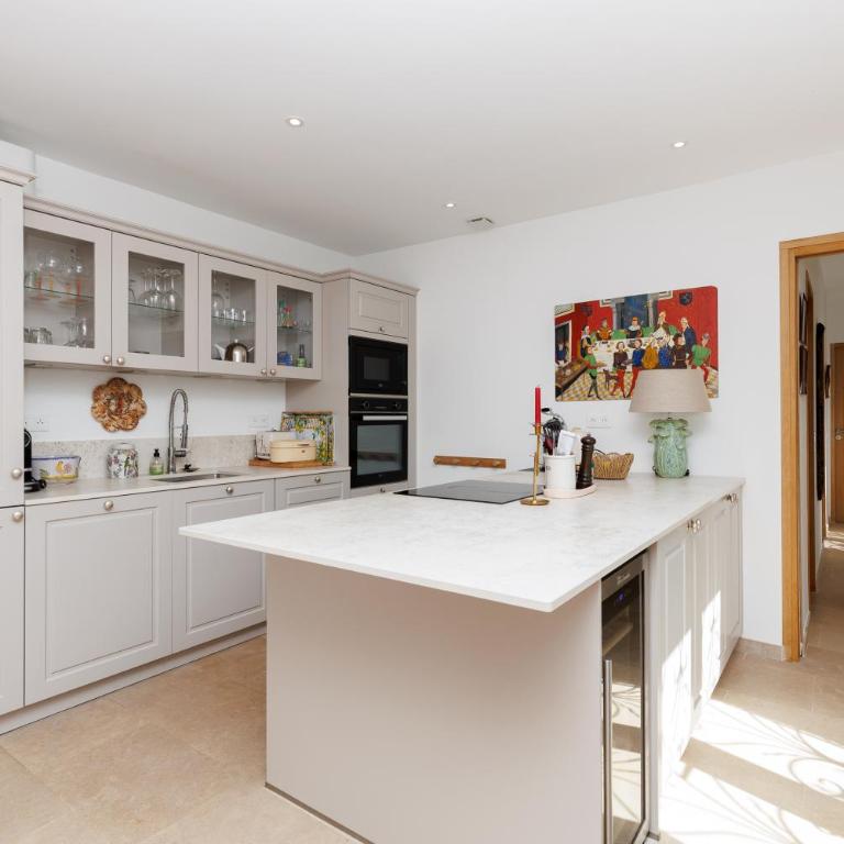 Vivez la douceur de Mougins : une maison pleine de charme pour des moments de partage - Maison 2 Chambres - 23