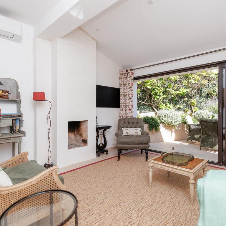 Vivez la douceur de Mougins : une maison pleine de charme pour des moments de partage - Maison 2 Chambres - 34