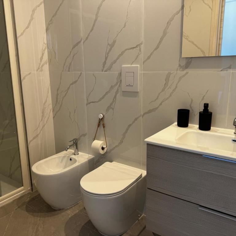 Luce di Partenope - Appartamento con 2 Camere da Letto - 17