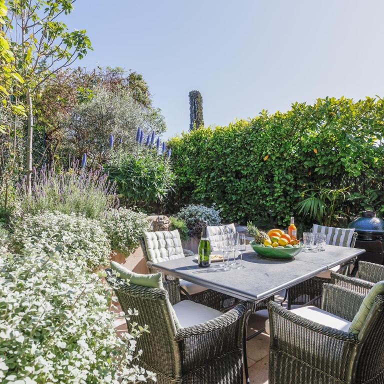 Vivez la douceur de Mougins : une maison pleine de charme pour des moments de partage - Maison 2 Chambres - 41