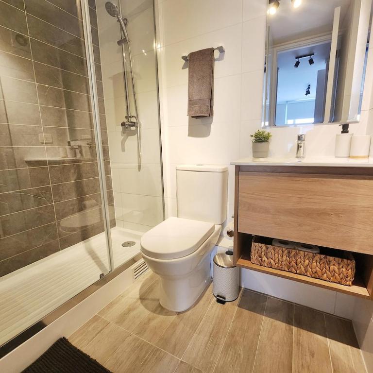 Moderno 1D con parking en Las Condes - Apartamento de 2 dormitorios - 20