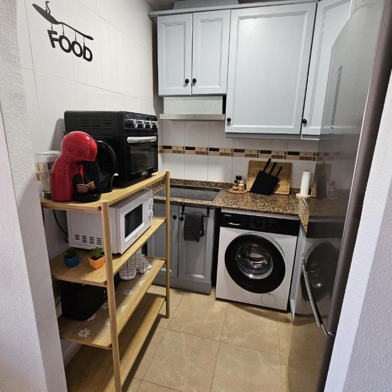 Calma & Sol Apartment - One-Bedroom Apartment - 14