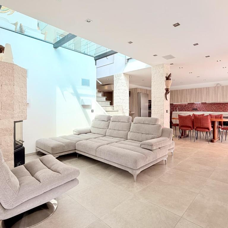 Escapade Ultime avec Piscine, Jacuzzi & Gym - Villa with Private Pool - 9