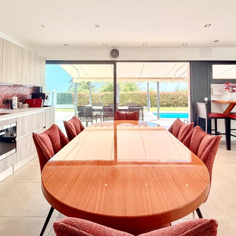 Escapade Ultime avec Piscine, Jacuzzi & Gym - Villa with Private Pool - 12