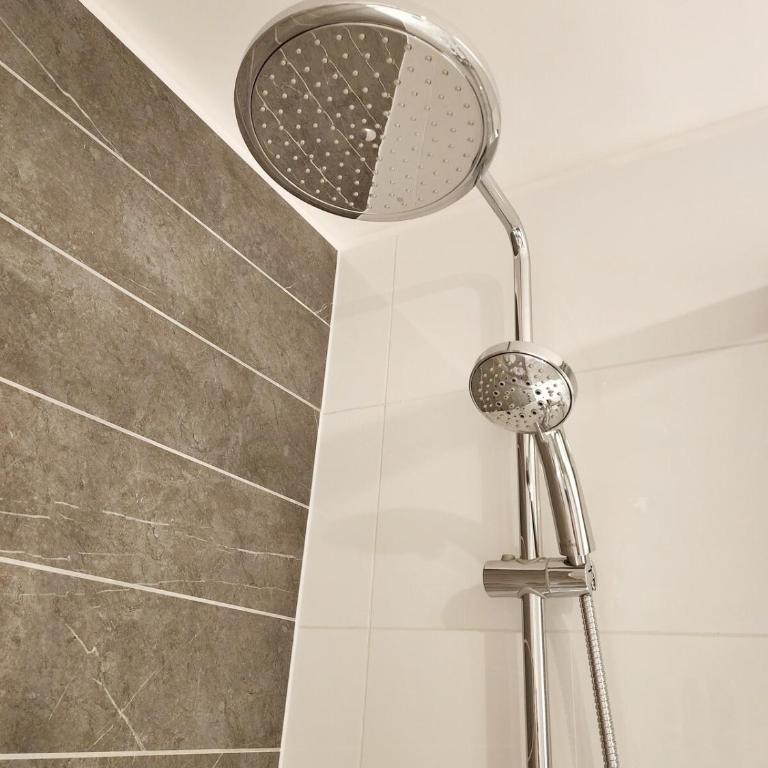 Moderno 1D con parking en Las Condes - Apartamento de 2 dormitorios - 17