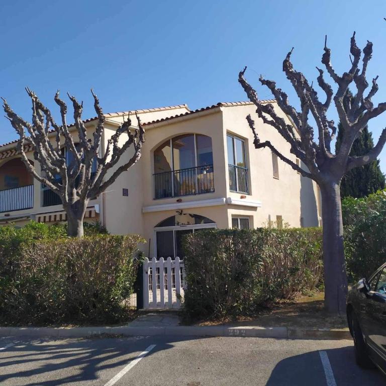 Le Canoubier, plage, port, commerces à pied - Apartment mit 2 Schlafzimmern - 7