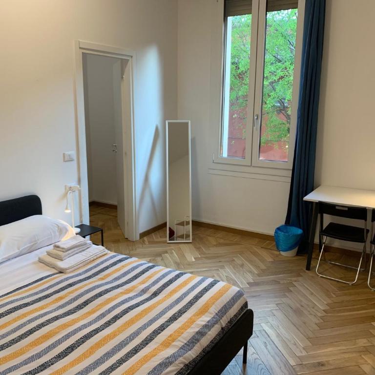 Old City Bologna Rooms and Accomodations - Double Room with Private Bathroom - 4