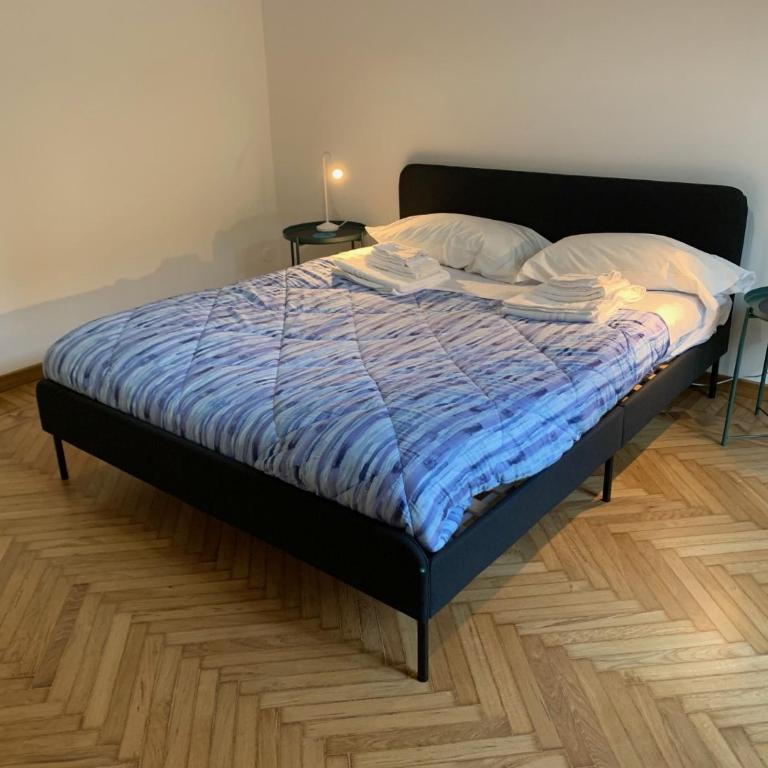 Old City Bologna Rooms and Accomodations - Standard Double Room with Shared Bathroom - 3