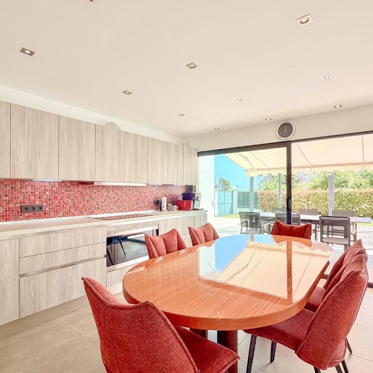 Escapade Ultime avec Piscine, Jacuzzi & Gym - Villa with Private Pool - 11