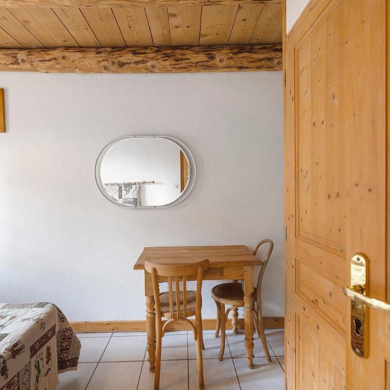 La Ferme Du Mont Blanc - Chambre Quadruple avec Douche - 4