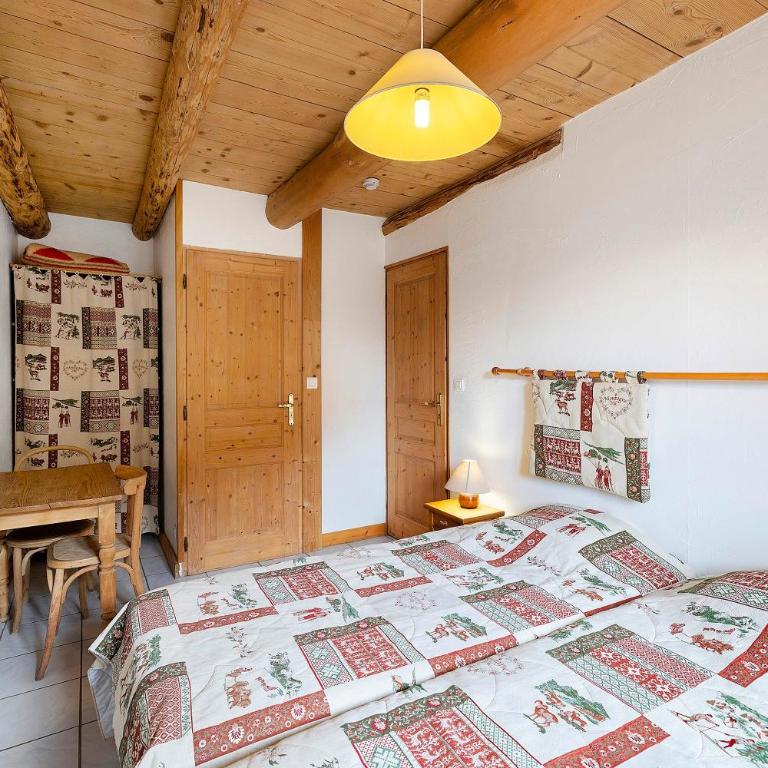 La Ferme Du Mont Blanc - Chambre Quadruple avec Douche - 8