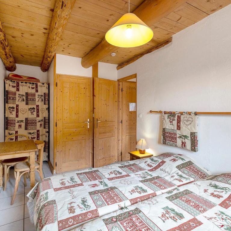 La Ferme Du Mont Blanc - Chambre Quadruple avec Douche - 9