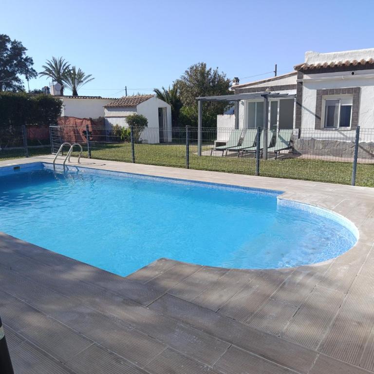 VillaConil - Casa de 3 dormitorios con piscina privada - 25