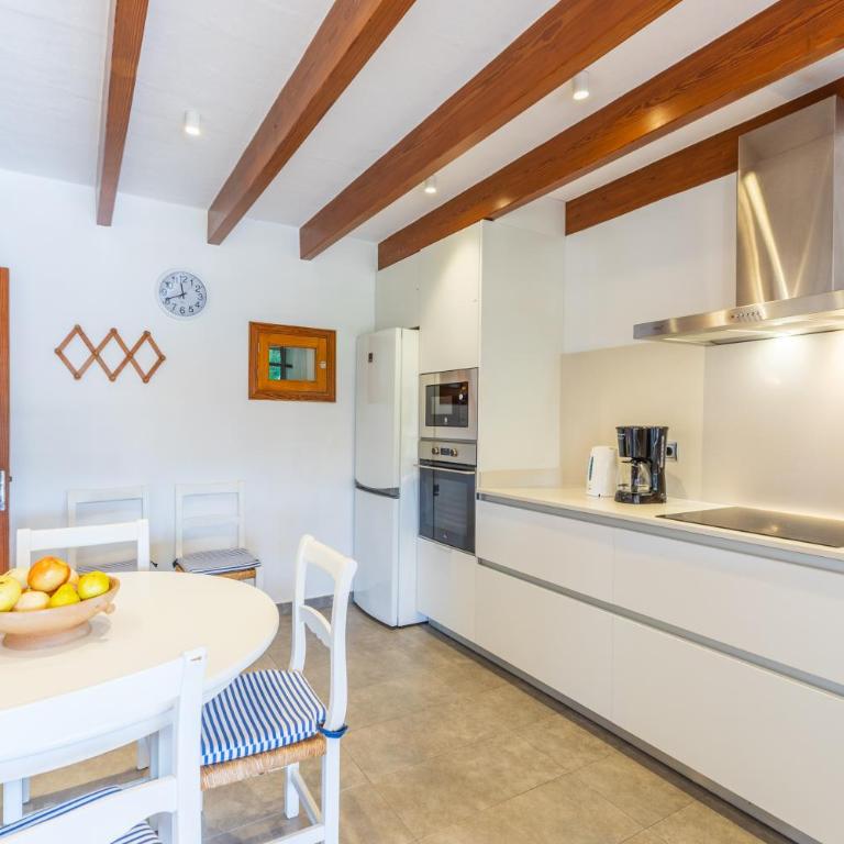 Baster, Beautiful villa within walking distance - Villa - 10