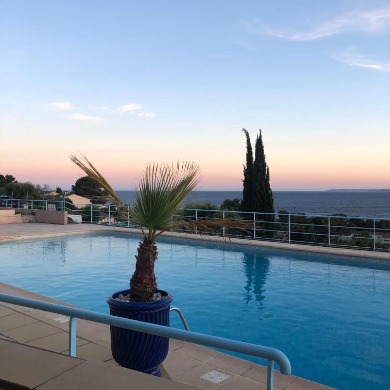Apt With Swimming Pool 500m From The Beach - Apartment - 10
