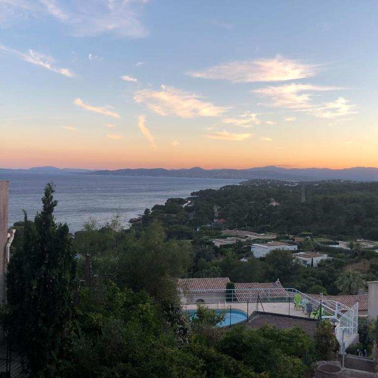 Apt With Swimming Pool 500m From The Beach - Apartment - 15