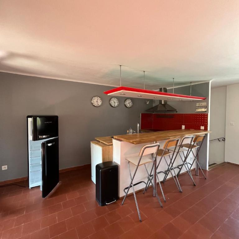 Charmente maison de village avec terrasse - Casa con 1 Camera da Letto - 3