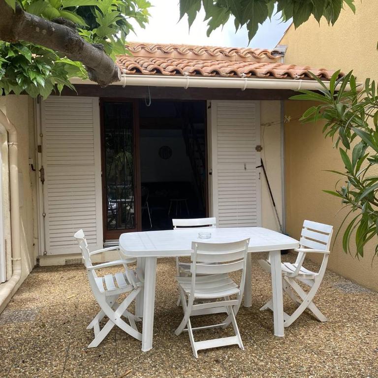 Pavillon studio à 5min de la plage - One-Bedroom House - 2