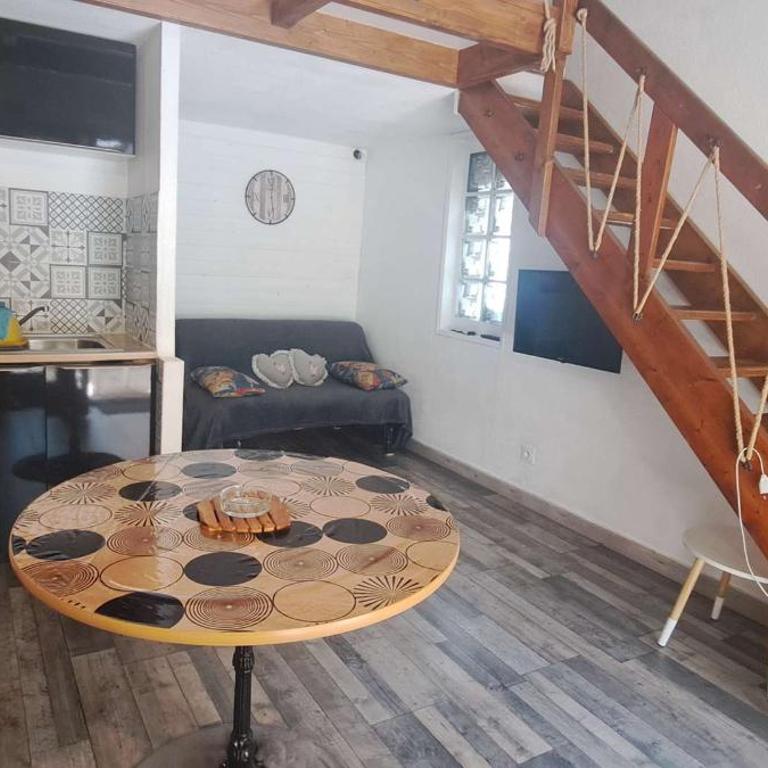 Pavillon studio à 5min de la plage - One-Bedroom House - 14