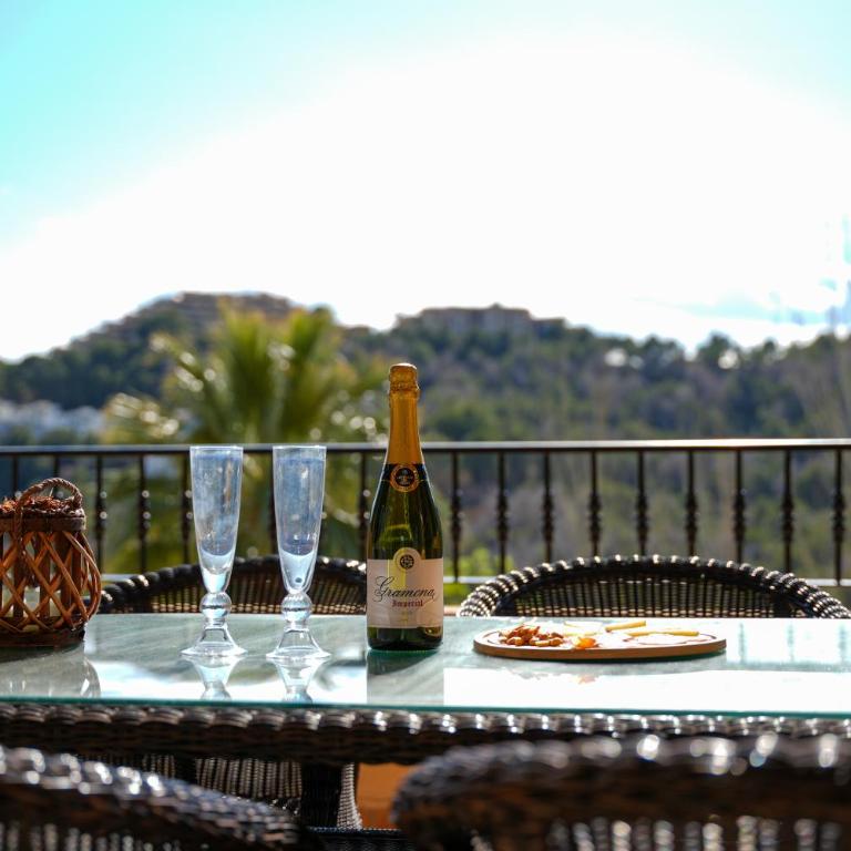 Altea Hills 3BR House with Private Garden - Three-Bedroom House - 3