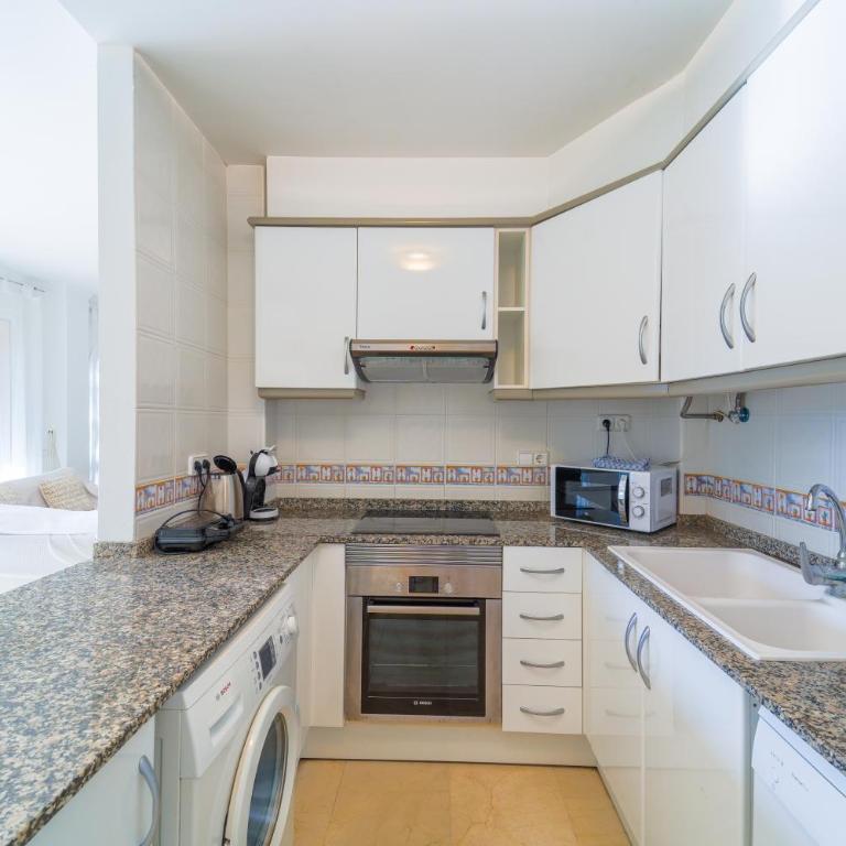 Altea Hills 3BR House with Private Garden - Three-Bedroom House - 28