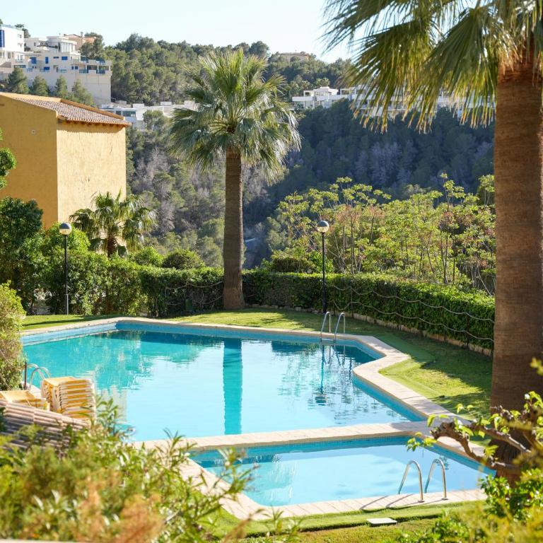 Altea Hills 3BR House with Private Garden - Three-Bedroom House - 1