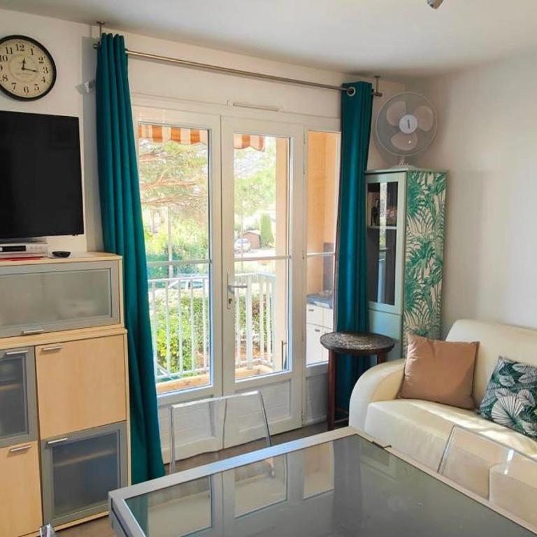 Joli studio familial proche de la plage Fréjus - Studio - 4