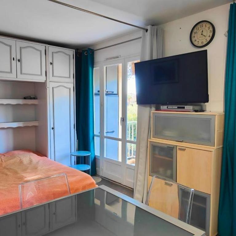Joli studio familial proche de la plage Fréjus - Studio - 8