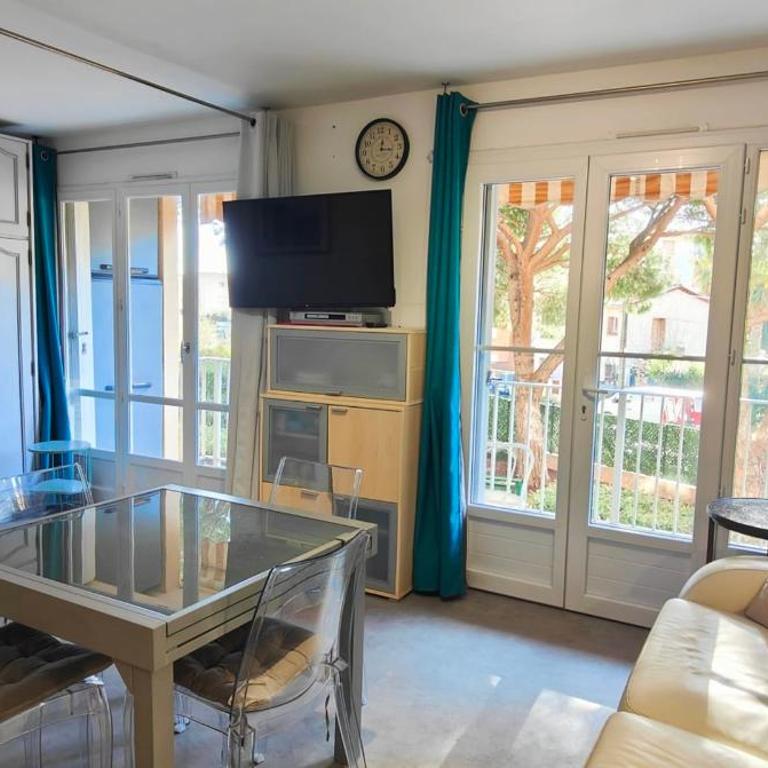 Joli studio familial proche de la plage Fréjus - Studio - 10