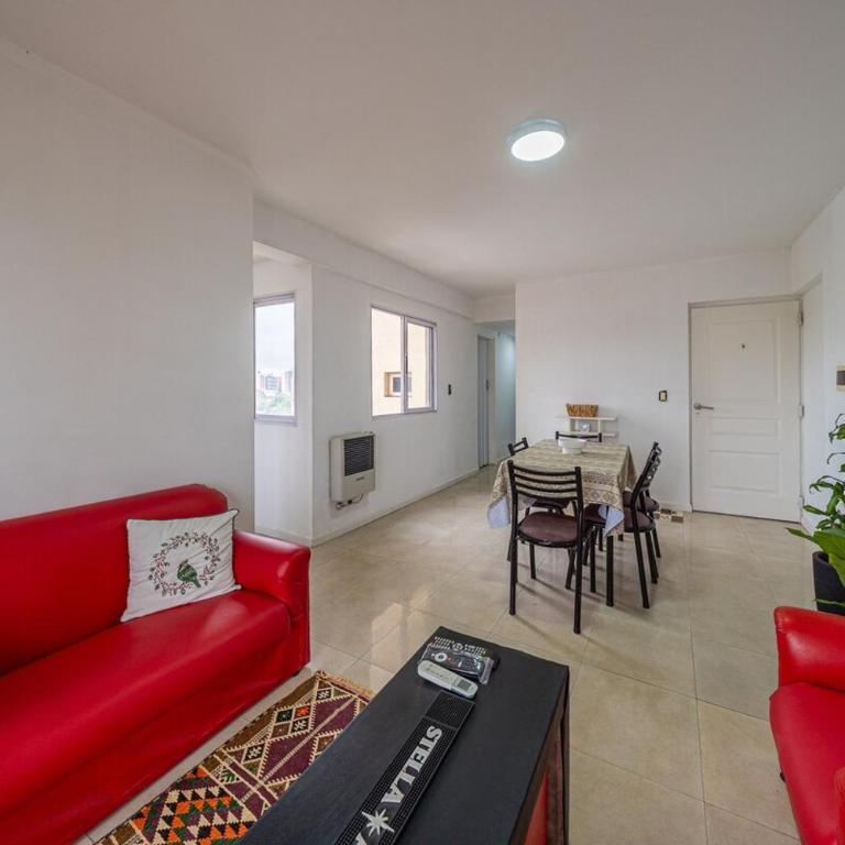 Amplio depto. zona abasto - Apartamento de 2 dormitorios - 17