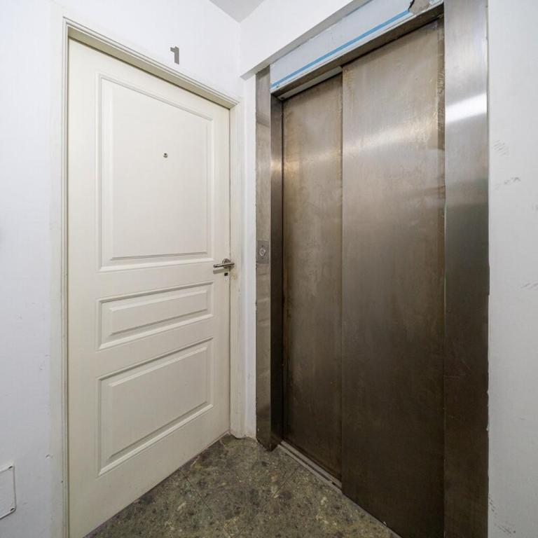 Amplio depto. zona abasto - Apartamento de 2 dormitorios - 21