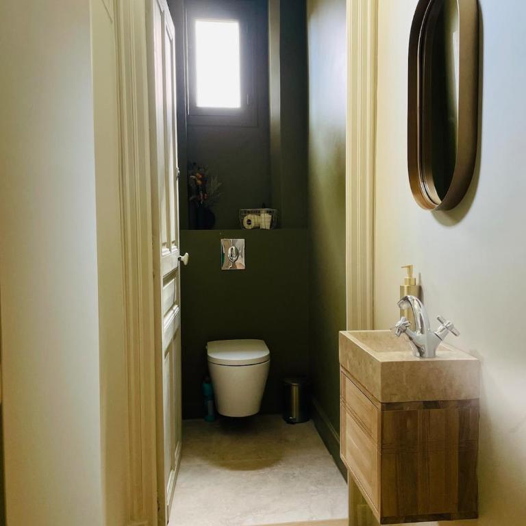 Magnifique Appartement vue cathédrale avec parking privé - Three-Bedroom Apartment - 25