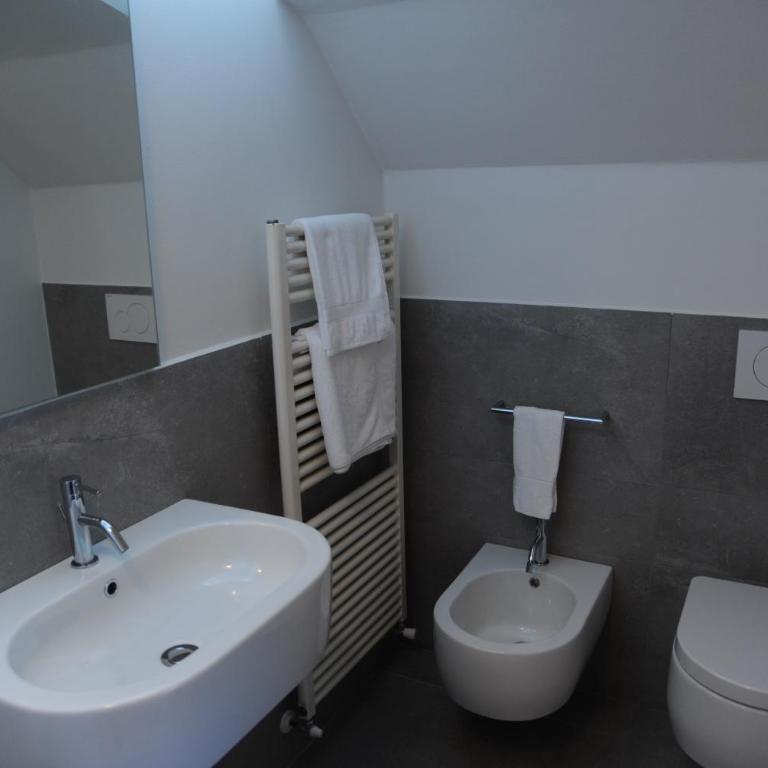 Hotel Astoria - Camera Quadrupla Comfort - 14