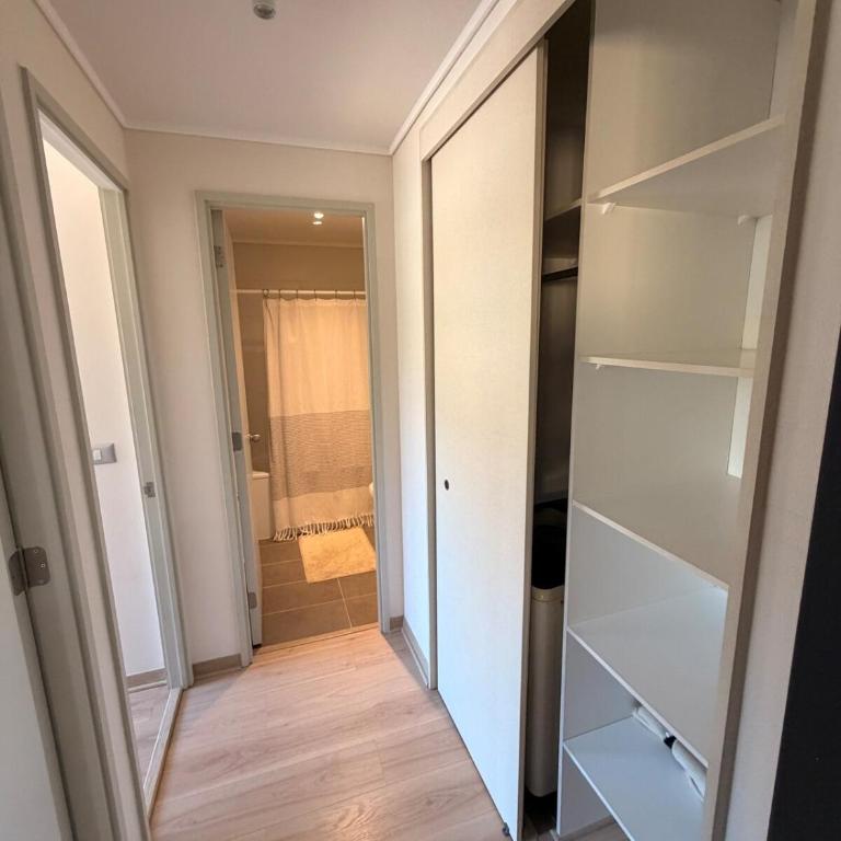 Departamento entero con estacionamiento y buena conectividad - One-Bedroom Apartment - 3