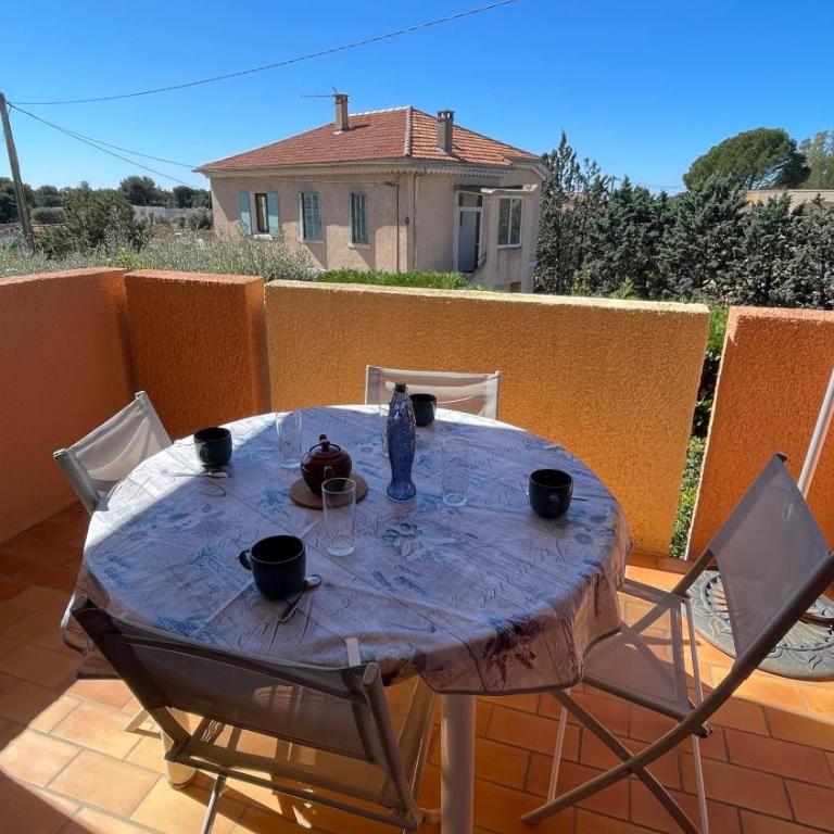 L'Orangeraie T2 Bandol clim terrasse proche à pieds mer gare ville pour 1 à 4 personnes - Apartamento de 1 dormitorio - 6