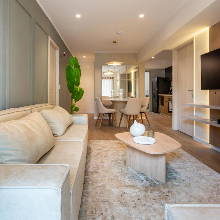 Stylish Diego Ferré 293 Apartments by Geko - Two-Bedroom Studio Apartment - 9